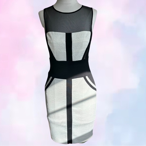 Rare edgy black and white Cache bodycon midi dress - Picture 1 of 3